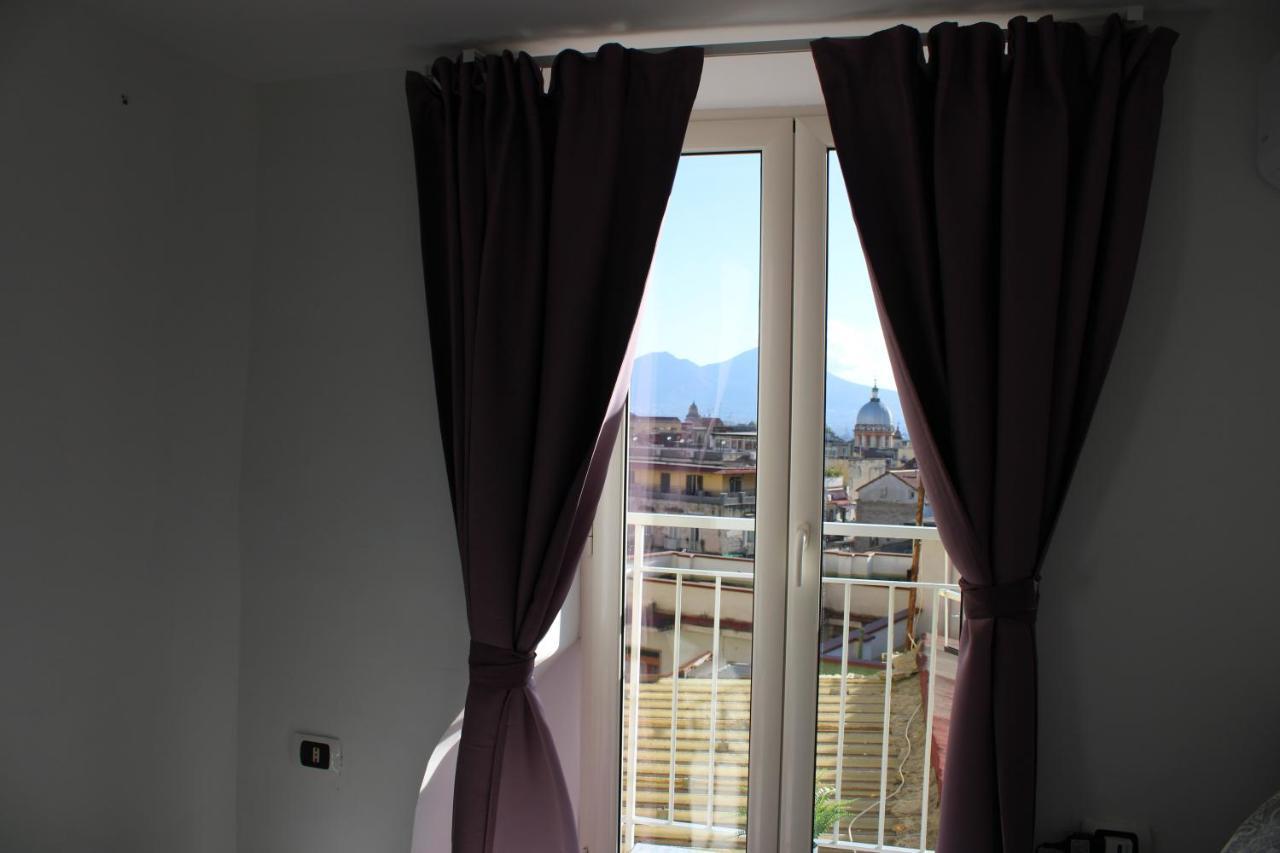 Montesanto 77 Casa Panoramica Al Centro Storico Lejlighed Napoli Eksteriør billede