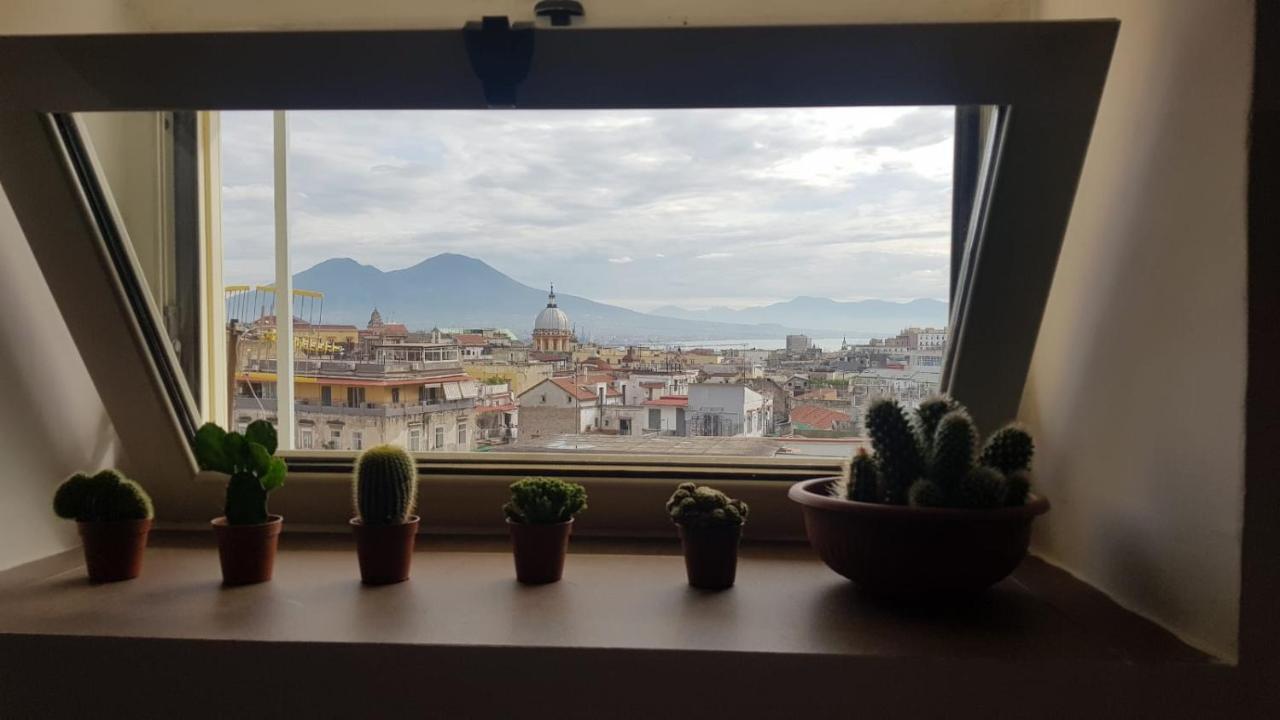 Montesanto 77 Casa Panoramica Al Centro Storico Lejlighed Napoli Eksteriør billede